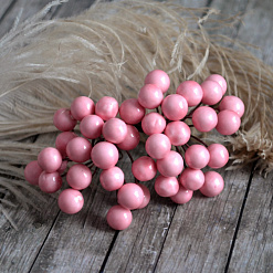 Букет ягод "Рябинка нежно-розовая", 40 шт