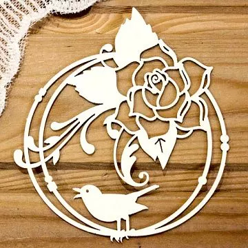Украшение из чипборда "Круглая рамка с розой и птицей" (Просто небо)