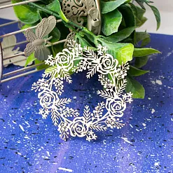 Украшение из чипборда "Рамка. Розы" (Лавандовый комод) Украшение из чипборда "Рамка. Розы" (Лавандовый комод)