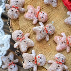 Миниатюра "Новый год. Пряничный человечек коричневый", 1 шт (Югарт)