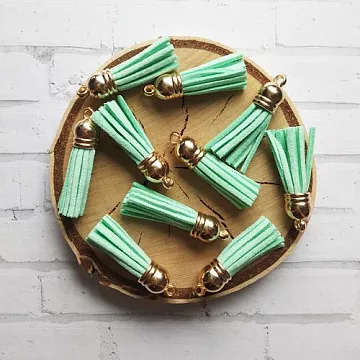 Набор украшений "Кисточки мятные с золотым колпачком"