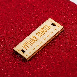 Отрез ткани 30х30 см с глиттером "Горячее сердце" (АртУзор) Отрез ткани 30х30 см с глиттером "Горячее сердце" (АртУзор)