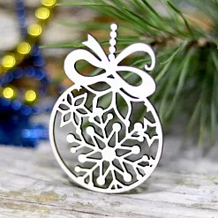 Украшение из чипборда "Шар с бантом" (LadyBug) Украшение из чипборда "Шар с бантом" (LadyBug)