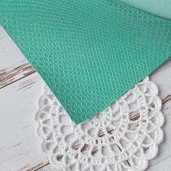 Отрез экокожи 33х70 см "Переплетный. Змеиная кожа. Морская волна" 