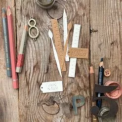 Нож "Учат в школе", 0,7х8,4 см (MimiCut)