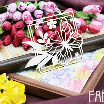 Украшение из чипборда "Двойная рамка с бабочкой 2017" (Fantasy)