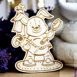 Украшение из чипборда "Зайка со строчкой 284" (Fantasy) Украшение из чипборда "Зайка со строчкой 284" (Fantasy)