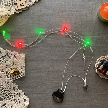 Подсветка, модуль с 5 красными и зелеными светодиодами, сменная батарейка (ScrapIllumination)