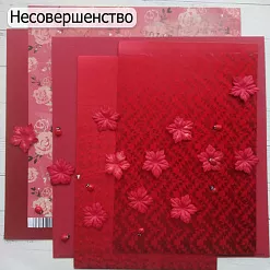 БРАК Лист бумаги 30х30 см, лист кардстока 30х30 см, лист дизайнерской бумаги 30х30 см, 2 листа фоамирана А4, набор цветов пуансеттии, набор деревянных украшений