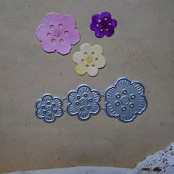 Нож "Сказки. Три цветка" (Scrapfriend) Нож "Сказки. Три цветка" (Scrapfriend)