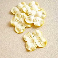 Набор маленьких гортензий "Светло-желтые", 20 шт (Craft) Набор маленьких гортензий "Светло-желтые", 20 шт (Craft)