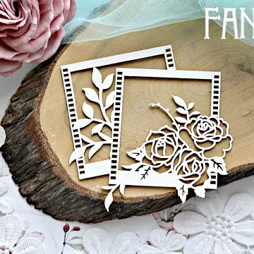 Украшение из чипборда "Розы в рамке 637" (Fantasy)