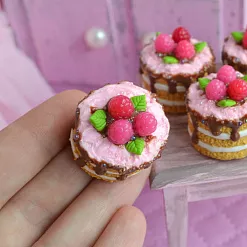 Миниатюра "Торт с шоколадным кремом", 1 шт (Югарт)