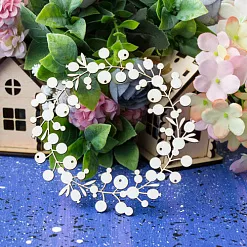 Украшение из чипборда "Снежноягодник" (Лавандовый комод) Украшение из чипборда "Снежноягодник" (Лавандовый комод)