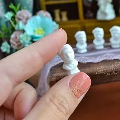 Миниатюра "Мини-статуэтка", 2х1,2 см (Югарт)