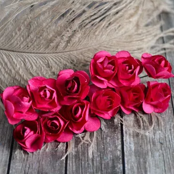 Букет диких роз "Фуксия", 12 шт