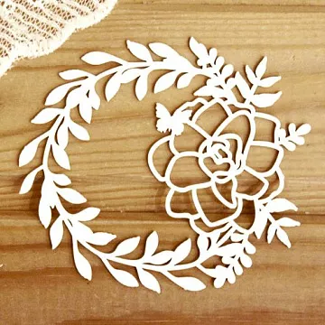 Украшение из чипборда "Венок с цветком" (Просто небо)