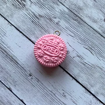 Миниатюра "Подвеска печенье Oreo. Светло-розовая", 1 шт (Югарт)