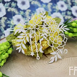 Украшение из чипборда "Цветочный венок с подвесками 1619" (Fantasy)