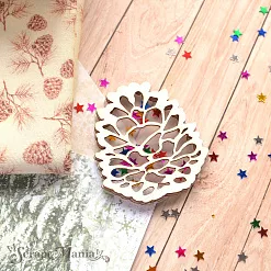 Чипборд "Новогодние традиции. Шейкер. Шишка. Мини" (ScrapMania) Чипборд "Новогодние традиции. Шейкер. Шишка. Мини" (ScrapMania)