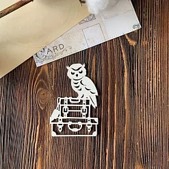 Чипборд "Саквояжи с совой", 5х7,5 см (LeoMammy) Чипборд "Саквояжи с совой", 5х7,5 см (LeoMammy)