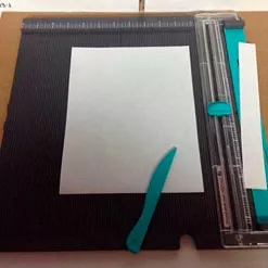 Резак и доска для биговки Trim&Score, с двумя лезвиями (WeR)