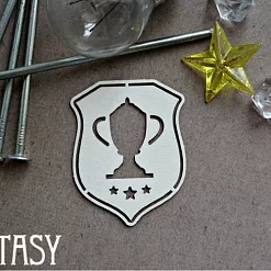 Украшение из чипборда "Кубок в рамке" (Fantasy) Украшение из чипборда "Кубок в рамке" (Fantasy)