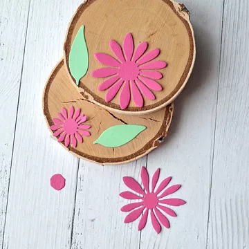 Набор вырубок "Хризантема с листьями", цвет бордовый (ScrapMania)