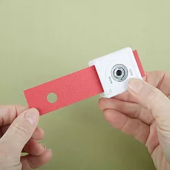 Дырокол 1 см "Маленький круг" (DoCrafts)