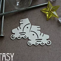 Украшение из чипборда "Ролики" (Fantasy) Украшение из чипборда "Ролики" (Fantasy)