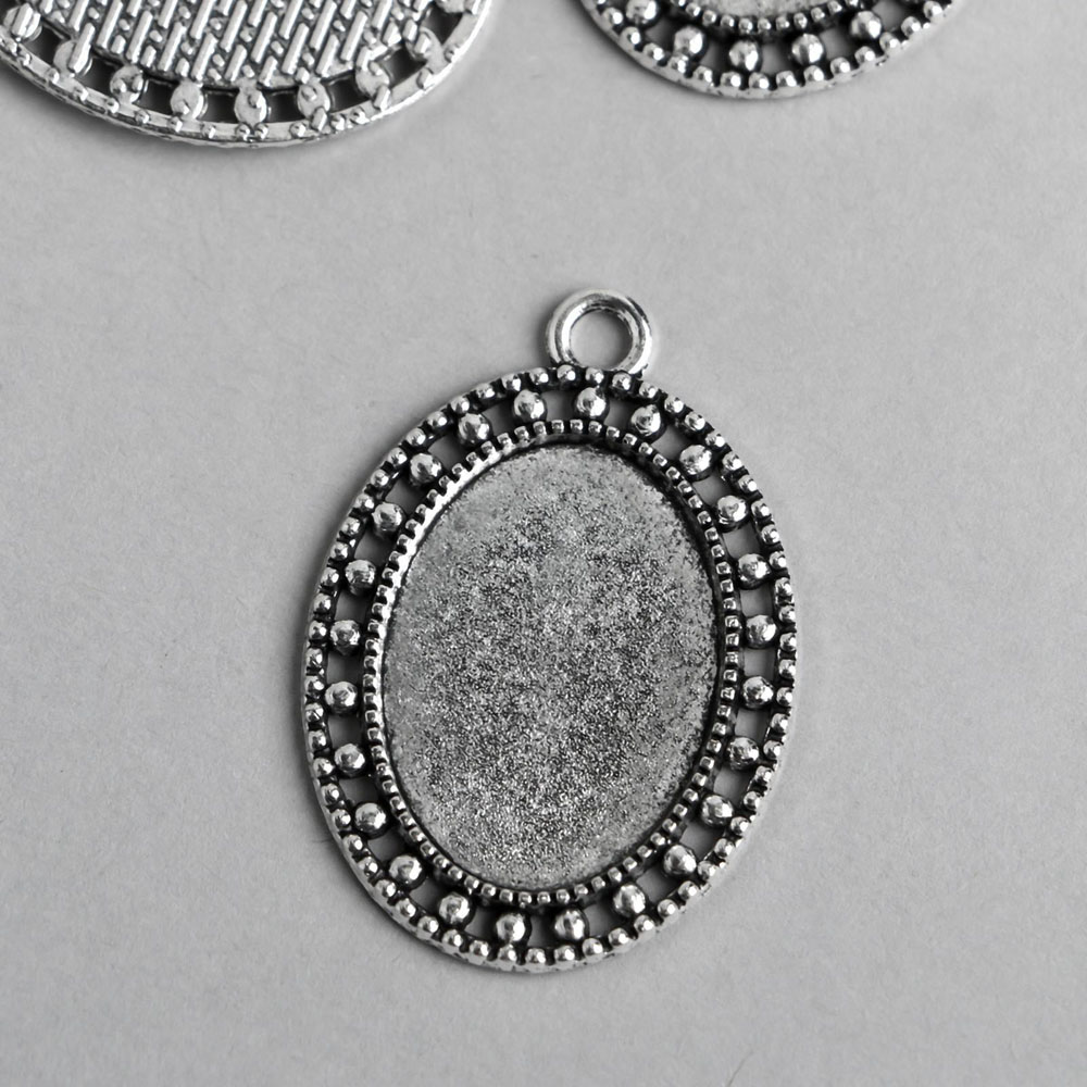 Основа под кабошон. Металлический медальон. Сеттинг под кабошон. Покрытие серебром точечно