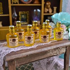 Миниатюра "Бутылка виски. Светло-желтая", 1,8х2,8 см (Югарт)