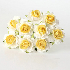 Букет кудрявых роз "Белый со светло-желтой серединкой", 10 шт (Craft)