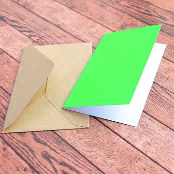 Заготовка для открытки 10х6,5 см "Neon Green" с конвертом, 1 шт (DoCrafts)