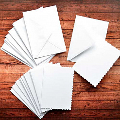 Набор заготовок для открыток 10,5х14,8 см "Белые с фигурным краем" с конвертами (DoCrafts)
