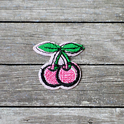 Термонаклейка с вышивкой "Розовая мини-вишня"
